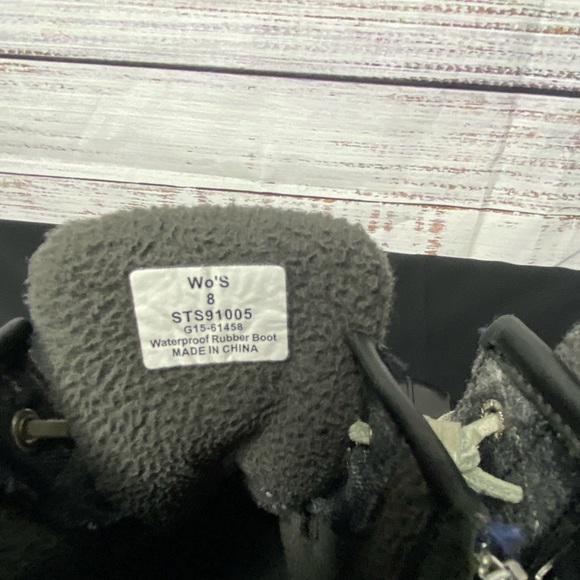 Sperry Boot - Picture 3 of 3